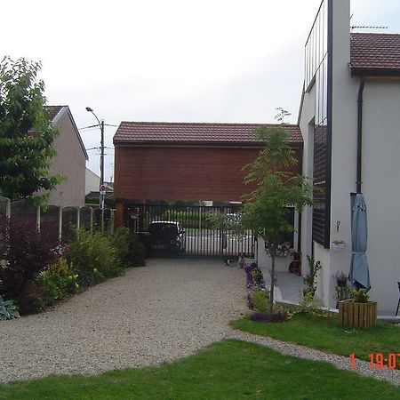 Aux Plumes De Grigy Bed & Breakfast Мец Екстериор снимка