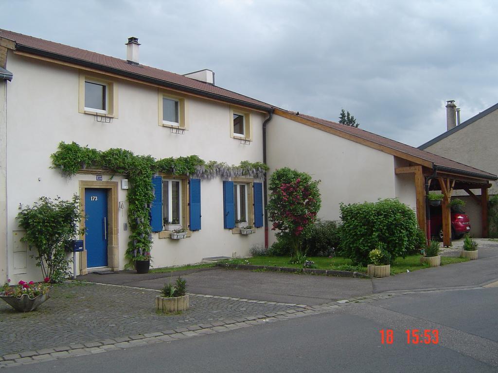 Aux Plumes De Grigy Bed & Breakfast Мец Екстериор снимка